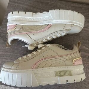 Puma Platform Leather Sneakers Pink Animal Print Size 7